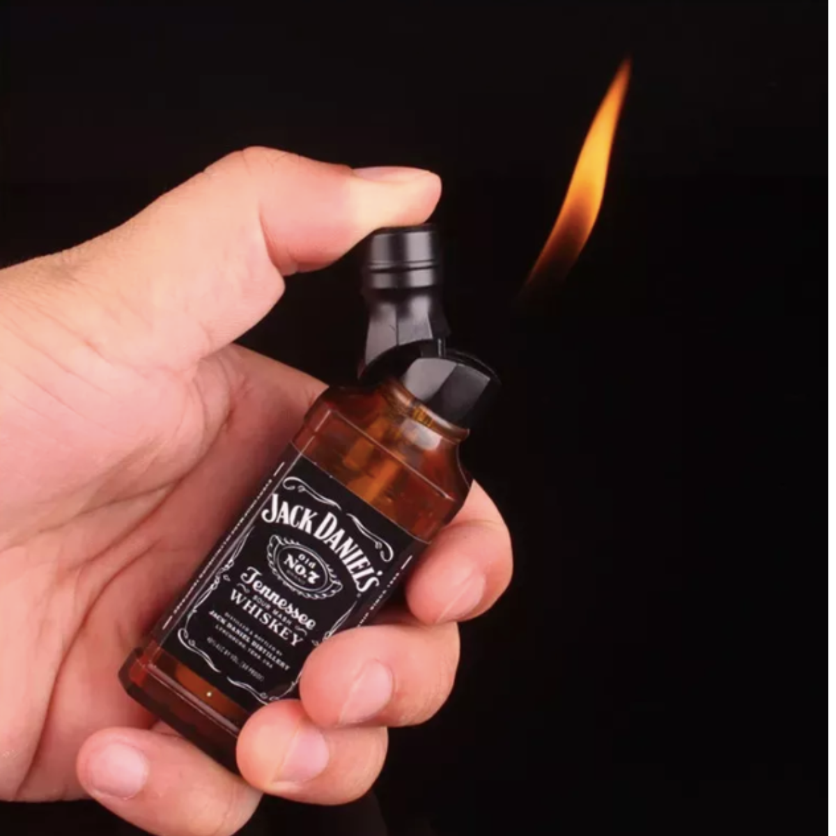 Encendedor En Forma De Jack Daniels Practico Recargable